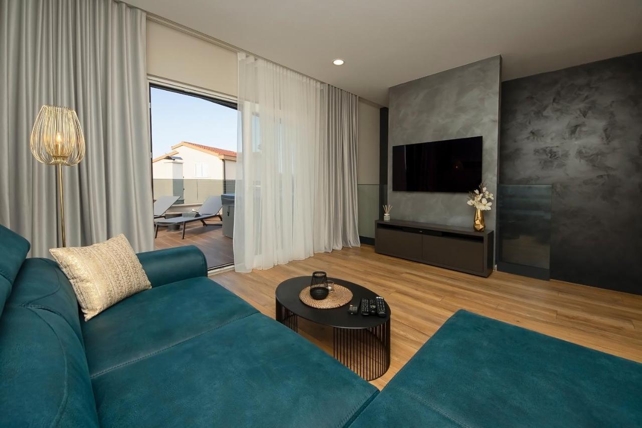 Luxury Apartment Vista Del Sole Σίμπενικ Εξωτερικό φωτογραφία