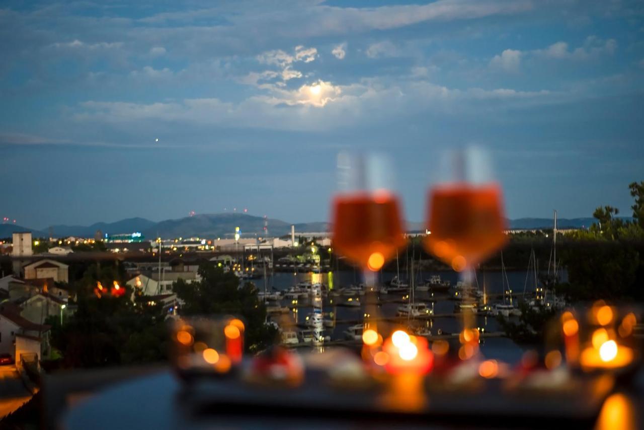 Luxury Apartment Vista Del Sole Σίμπενικ Εξωτερικό φωτογραφία
