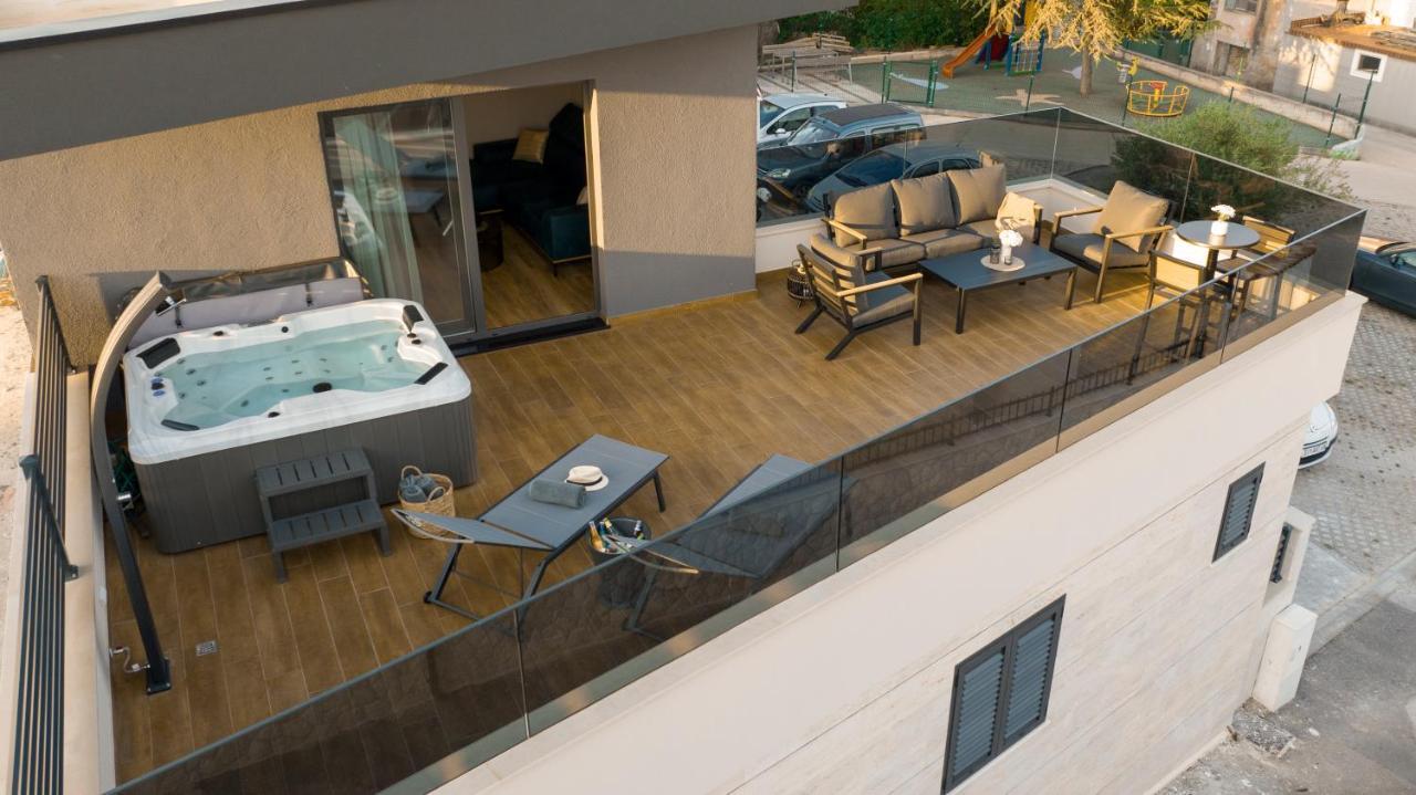 Luxury Apartment Vista Del Sole Σίμπενικ Εξωτερικό φωτογραφία