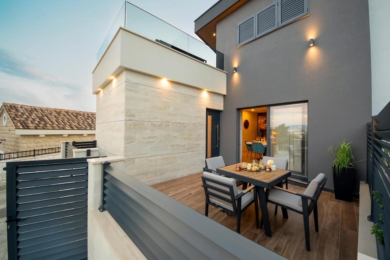 Luxury Apartment Vista Del Sole Σίμπενικ Εξωτερικό φωτογραφία