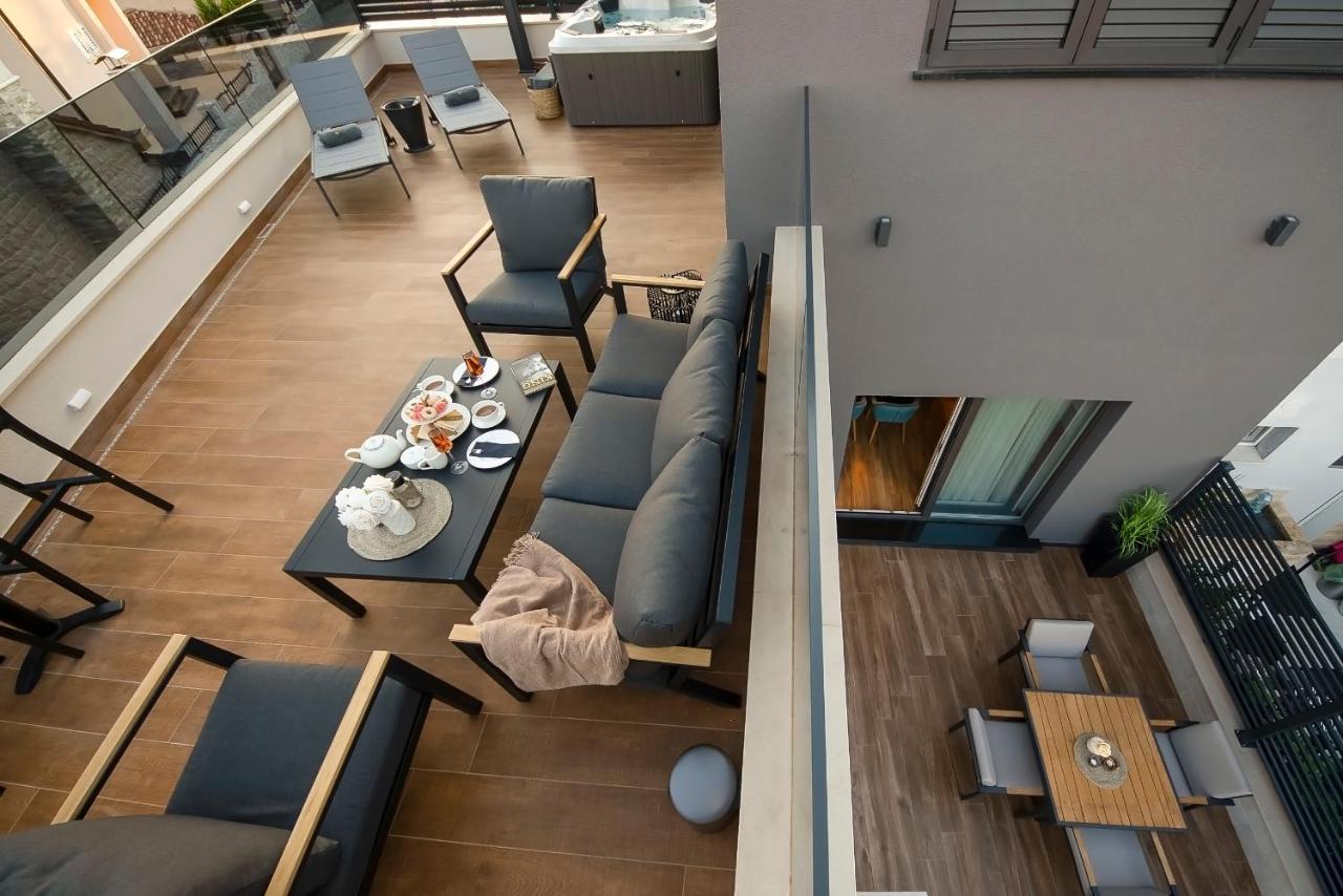 Luxury Apartment Vista Del Sole Σίμπενικ Εξωτερικό φωτογραφία