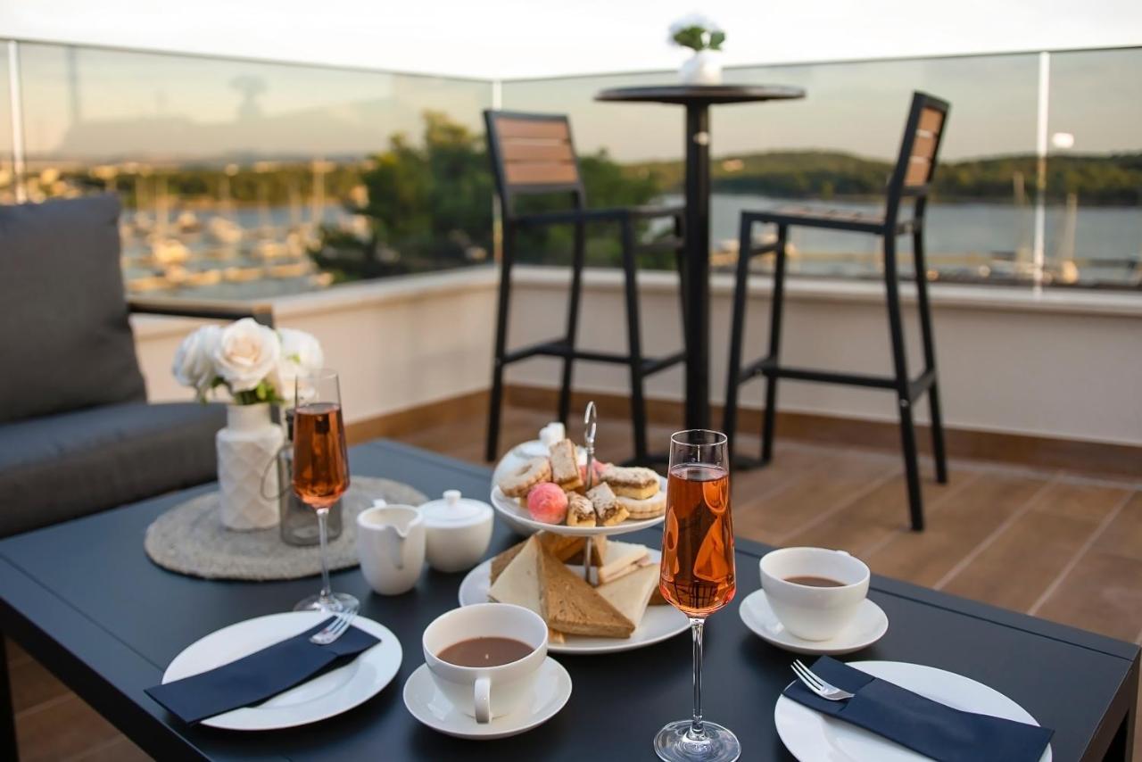 Luxury Apartment Vista Del Sole Σίμπενικ Εξωτερικό φωτογραφία
