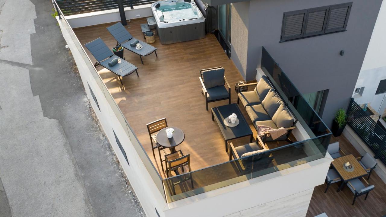 Luxury Apartment Vista Del Sole Σίμπενικ Εξωτερικό φωτογραφία